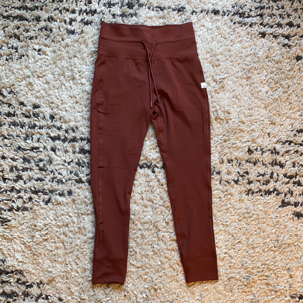 Vuori Drawstring Leggings - Maroon, Size Medium